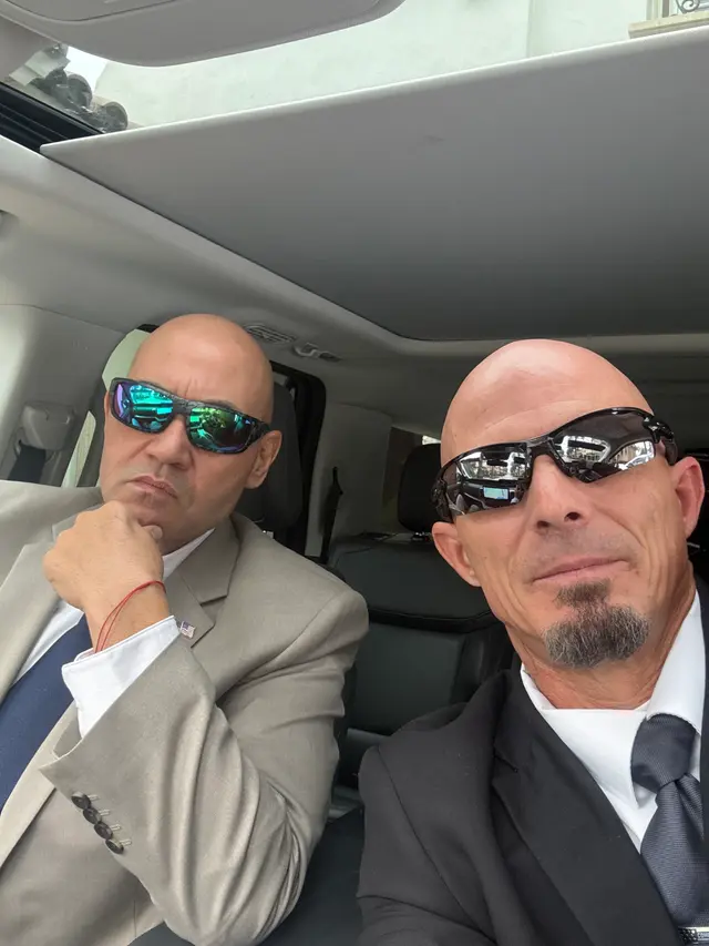 High-Profile Close Protection Vector